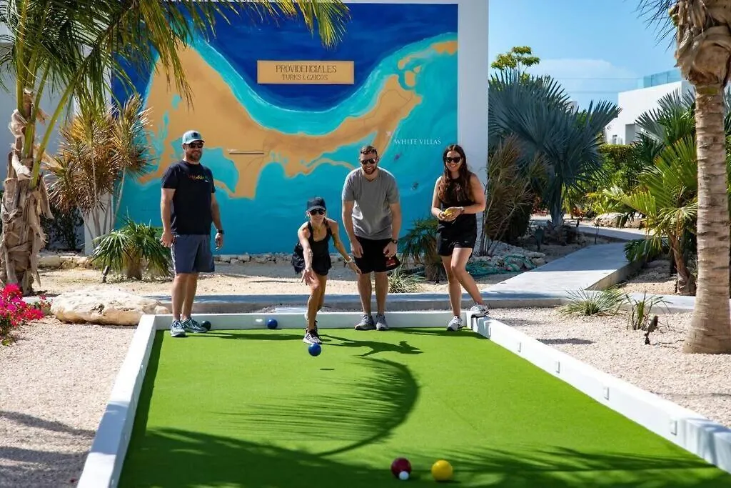 Oceanside 3 Bedroom Luxury Villa With Private Pool, 500Ft From Long Bay Beach -V5